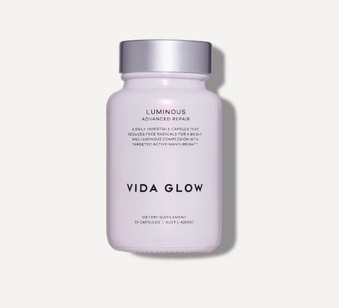 Vida Glow Luminous Advance Repair creates healthy, translucent skin by brightening a dull and sallow body and complexion..Targeting the primary triggers of unhealthy and uneven skin, Luminous holistically works to enhance luminosity and improve the overall appearance of skin.